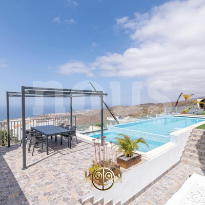 VILLA for sale in Costa Adeje (Torviscas Alto)